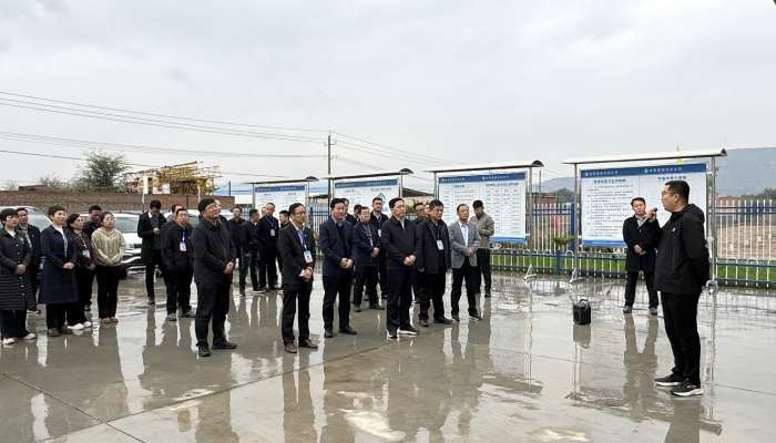 臨洮縣委副書(shū)記李清元、縣政協(xié)主席黎輝一行調(diào)研臨洮國(guó)家現(xiàn)代農(nóng)業(yè)產(chǎn)業(yè)園智慧農(nóng)業(yè)示范園建設(shè)項(xiàng)目